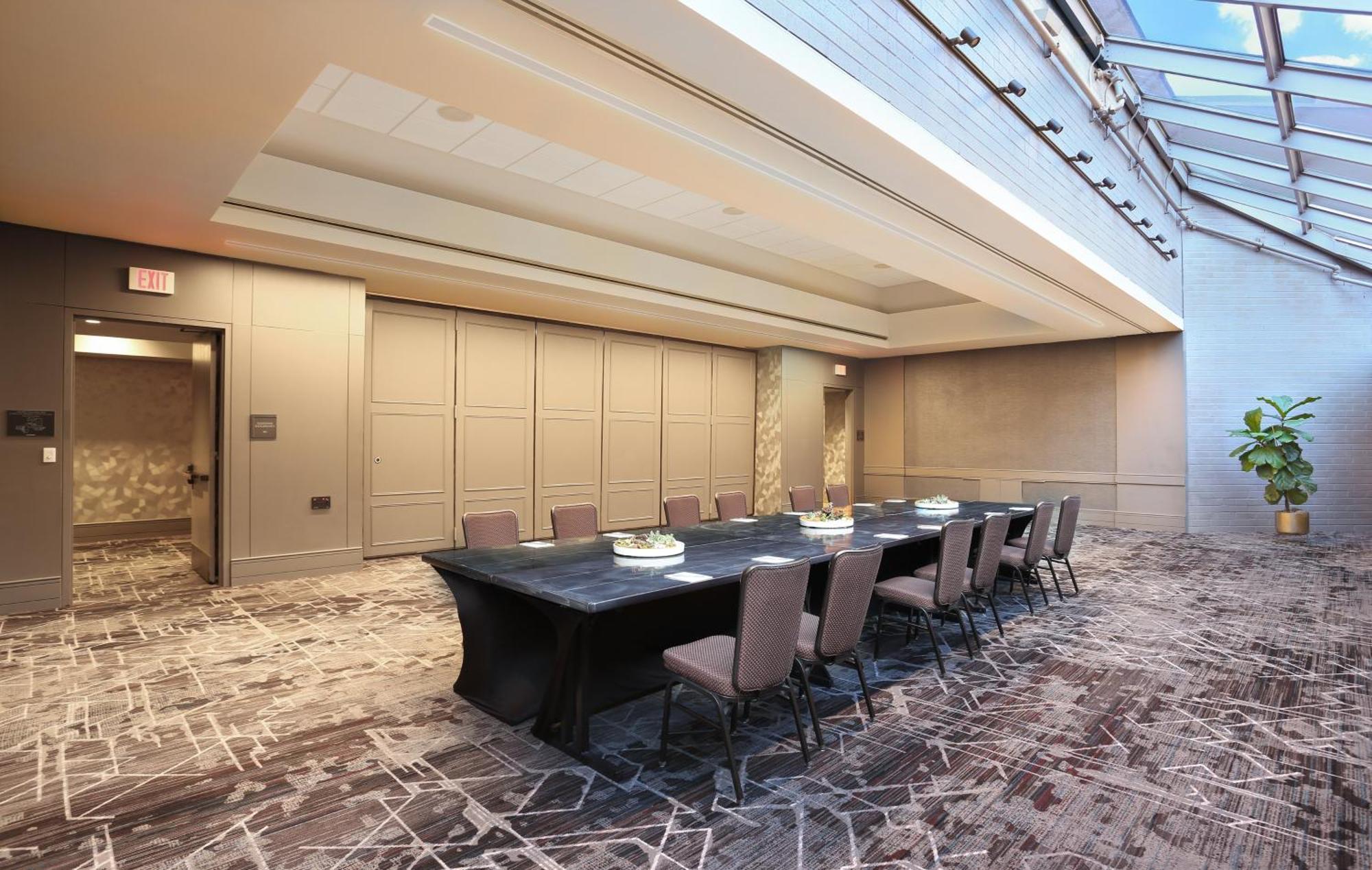 Hotel Crowne Plaza Atlanta Perimeter At Ravinia By Ihg Dunwoody Exterior foto