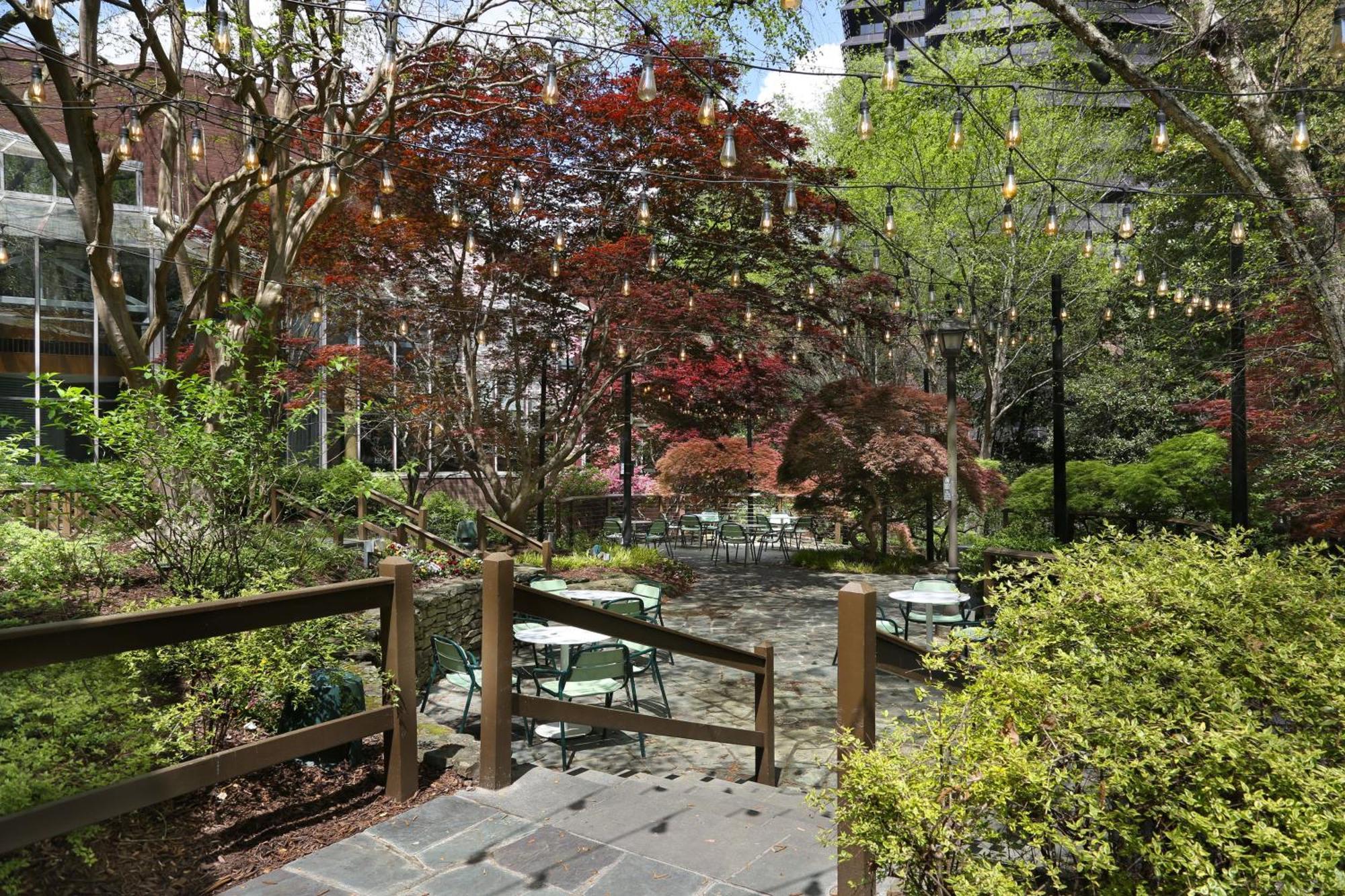 Hotel Crowne Plaza Atlanta Perimeter At Ravinia By Ihg Dunwoody Exterior foto